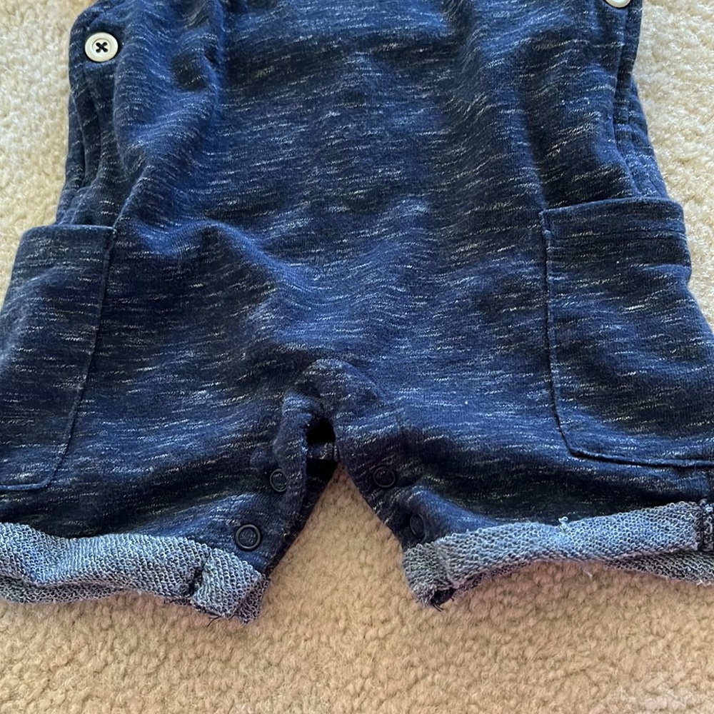 First Impressions baby boy outfit - Picture 5 of 5